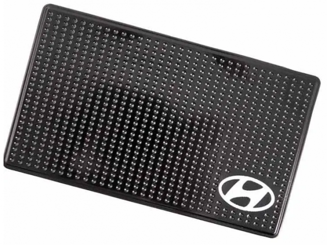 Коврик на панель приборов противоскользящий TRN Hyundai 15*9см NT15x9HI 12524